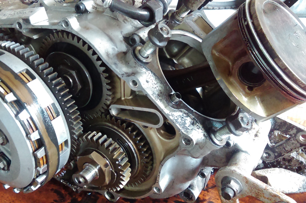Restauration – SRX-6 (3) : moteur et carburation